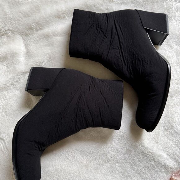 Prada Womens Boots Black Nylon Leather Ankle Block Heel Booties Covered Heel 38 - Picture 5 of 11